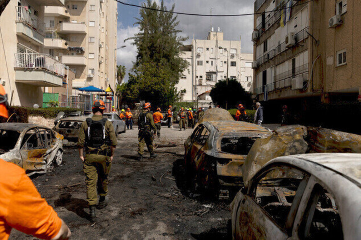 Trump claims hes nearly ready to end war as airstrikes batter Tehran 