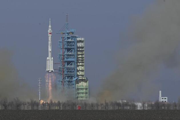 Update: China launches Shenzhou-22 spaceship