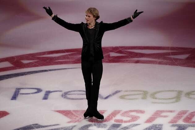 Ilia Malinin takes huge lead at US Figure Skating Championships