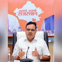 Rajasthan CM assures proper treatment, care for injured in fire at SMS Hospital