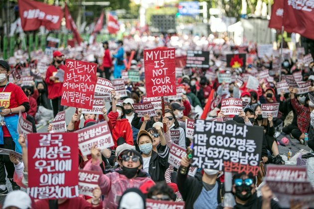 Why so many South Korean women are refusing to date, marry or have kids