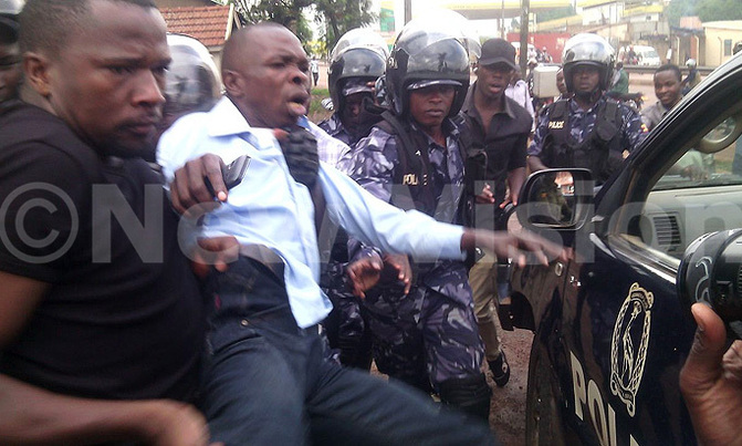 Police block FDC weekly prayers Police block FDC weekly prayers