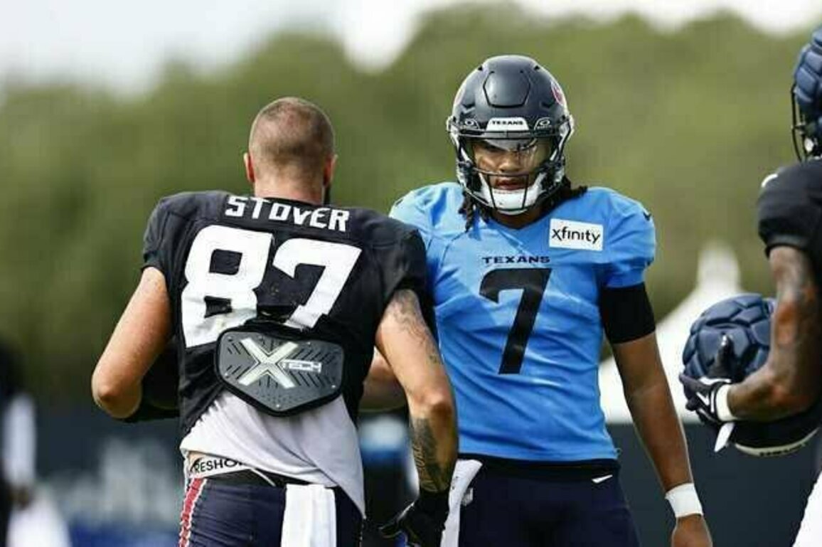 Harris Hits: Training Camp Day 7 Was Hot and Physical