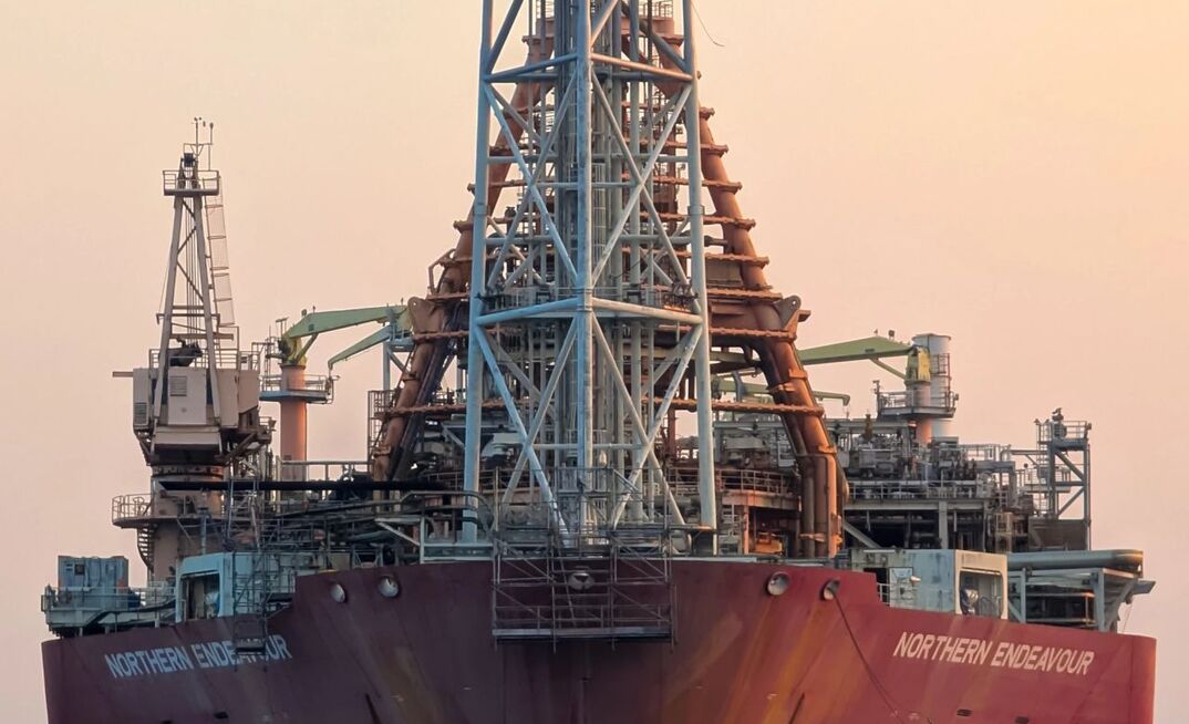 Exclusive: Northern Endeavour leaves Singapore on its way to Denmark