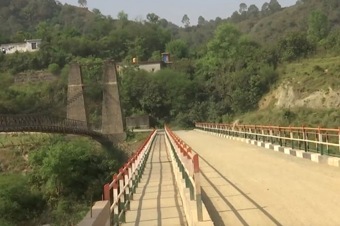 J-K: Bridge connectivity brings major relief to border area villages between Seri and Lamberi block in Rajouri district