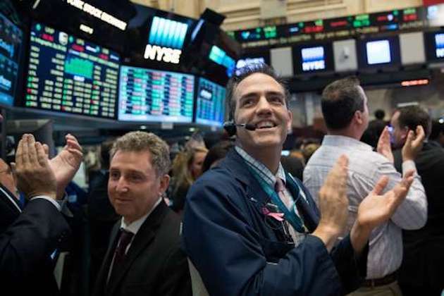 Dow Jones jumps 493 points to end week on positive note