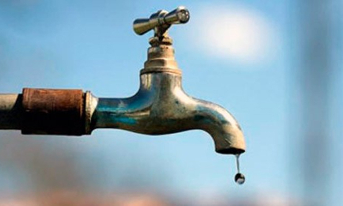 Burkina capital hit by water shortage Burkina capital hit by water shortage
