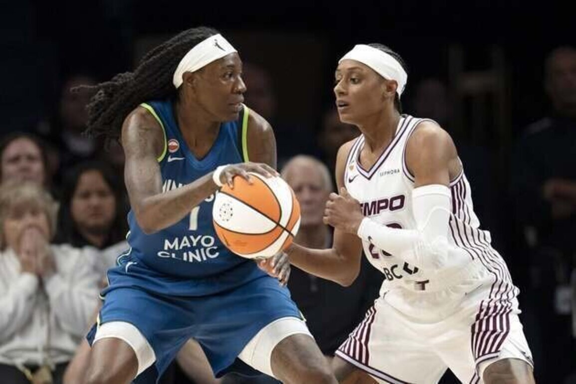 Balanced effort sends Lynx to one-sided win over Tempo