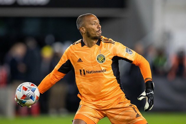 Crew re-sign G Eloy Room through 2023