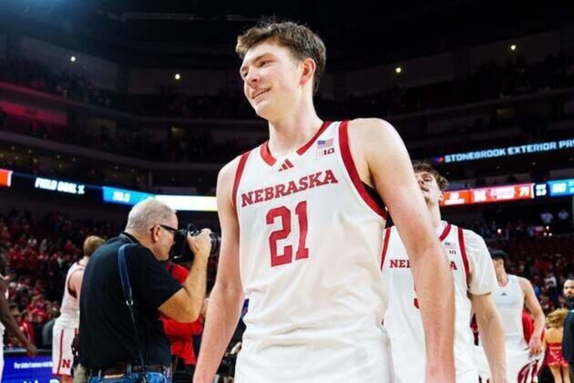 Top six unchanged, No. 15 Nebraska surges in Top 25