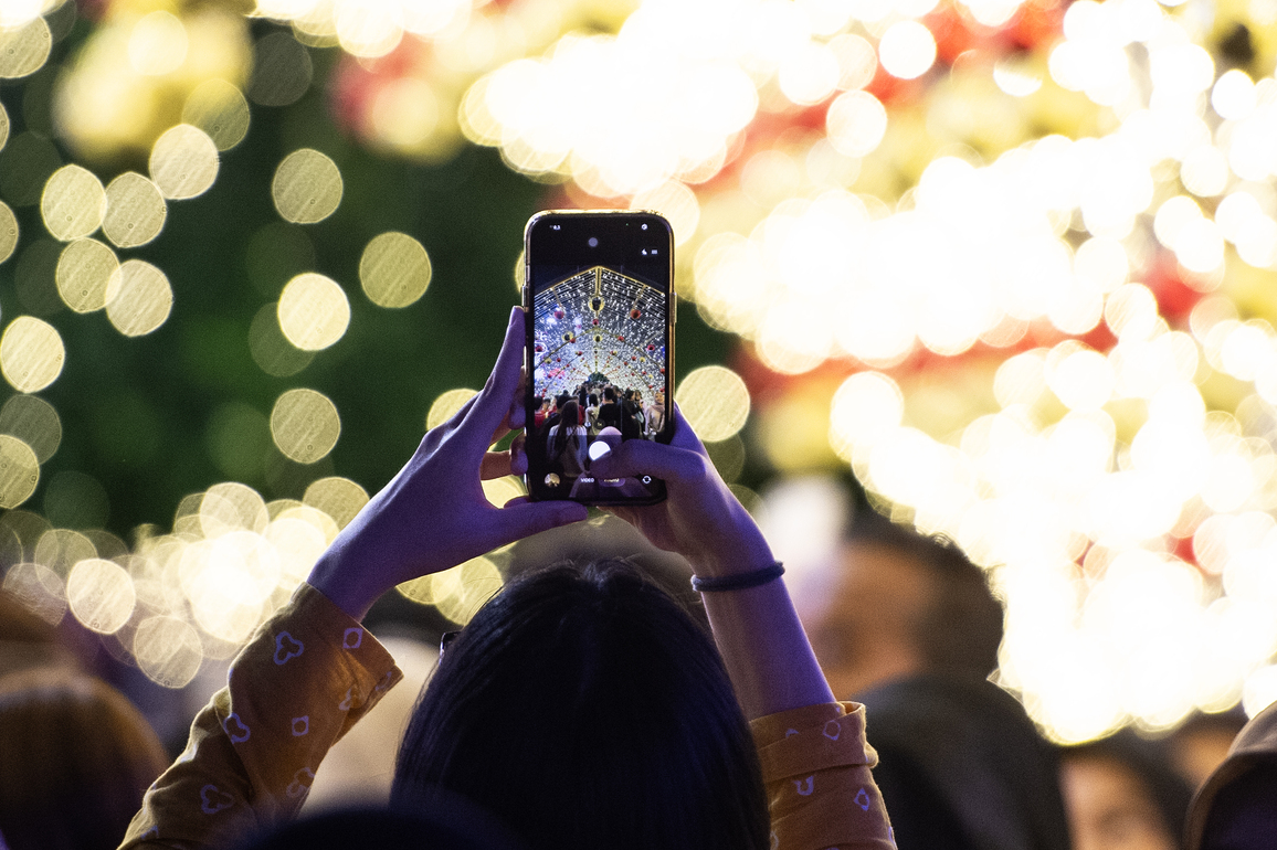 INDONESIA-JAKARTA-LIGHT FESTIVAL-VISITORS