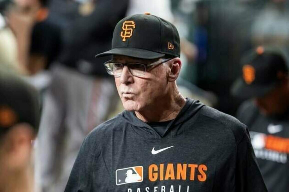 Giants fire manager Bob Melvin after two seasons