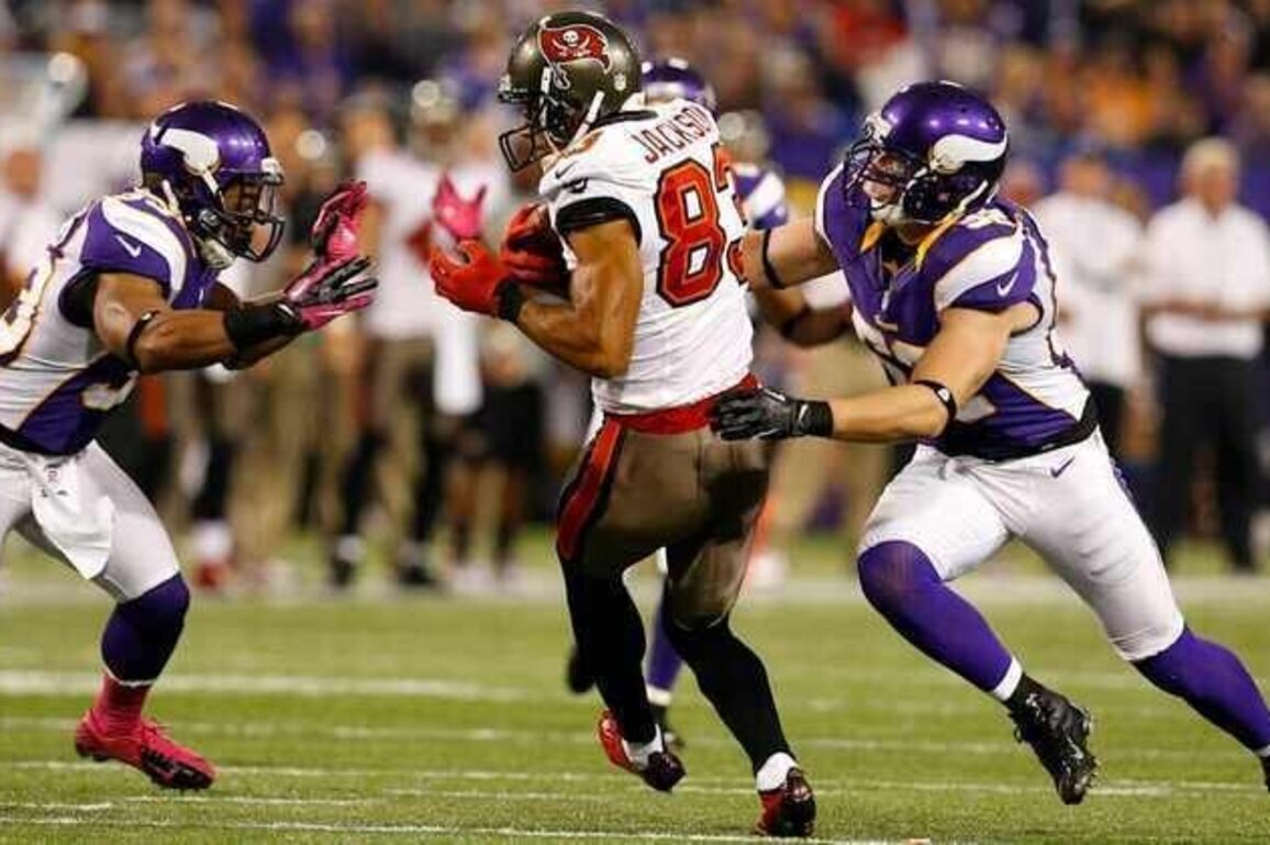 Top Five Receiving Performances in Bucs History