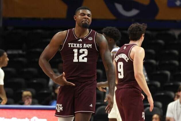 Texas A&M thumps East Texas A&M behind Rashaun Agee's hot shooting