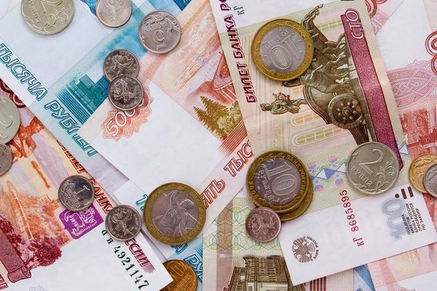 Russian ruble makes top 20 popular currencies list