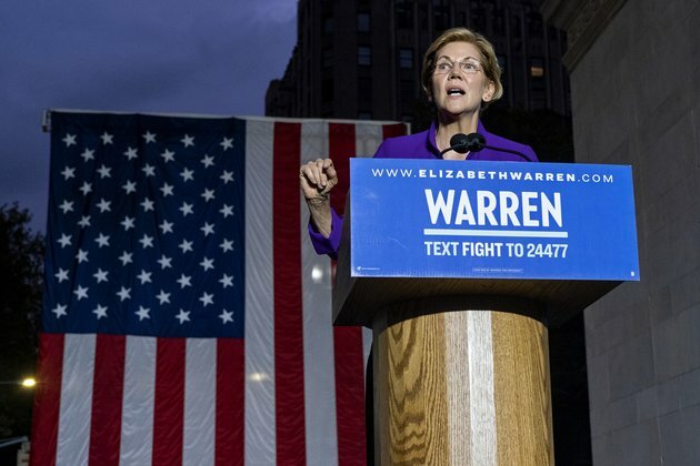 Warren Surges in Democratic Presidential Race
