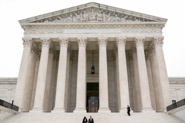 US Supreme Court Set to Start Potentially Tumultuous Term