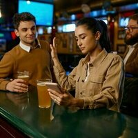 Tips hadapi patah hati saat ditolak gebetan-saran dari psikolog