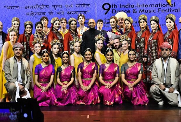 Foreign, Indian artists perform 'Vasudhaiva Kutumbakam' at India International Dance and Music Festival