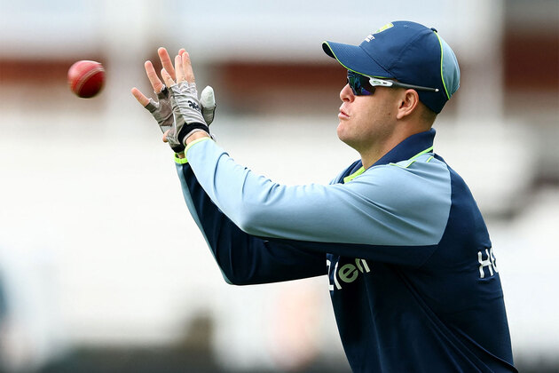Doggett's debut marks first time two indigenous players feature in Australian Test 11