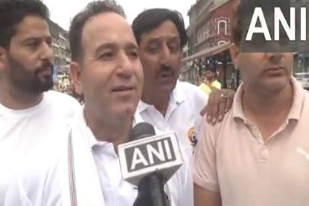 J-K: LoP Sunil Sharma says Yoga at Lal Chowk sends message of unity