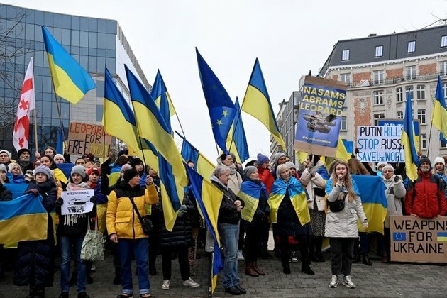 EU approves new arms package for Ukraine