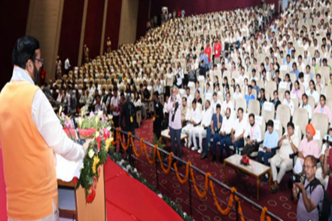 Students should realize the vision of developed India: Haryana CM