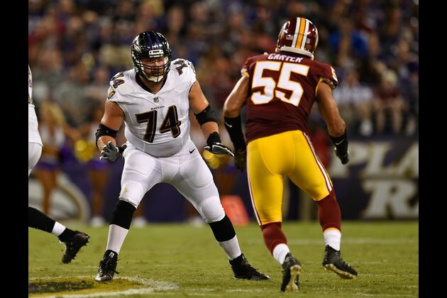 Saints, OL Hurst agree to one-year deal