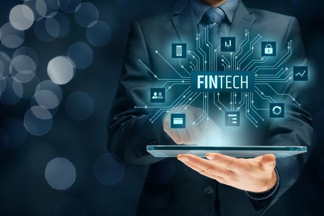 Post-Brexit Britain plots fintech big bang with hubs, tech visas