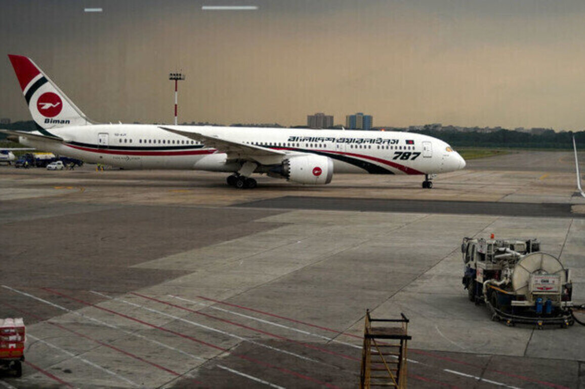 Bangladesh hikes jet fuel prices by 80%