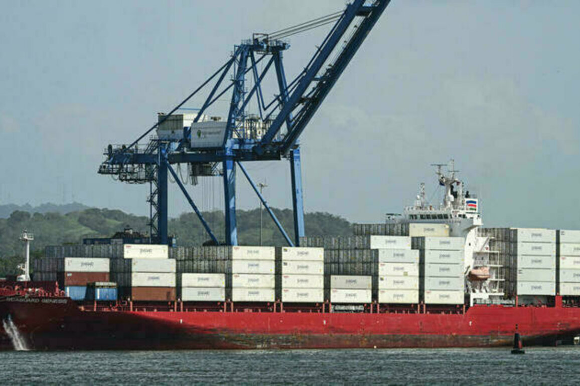 Hong Kong firm offloads Panama ports after Trump pressure