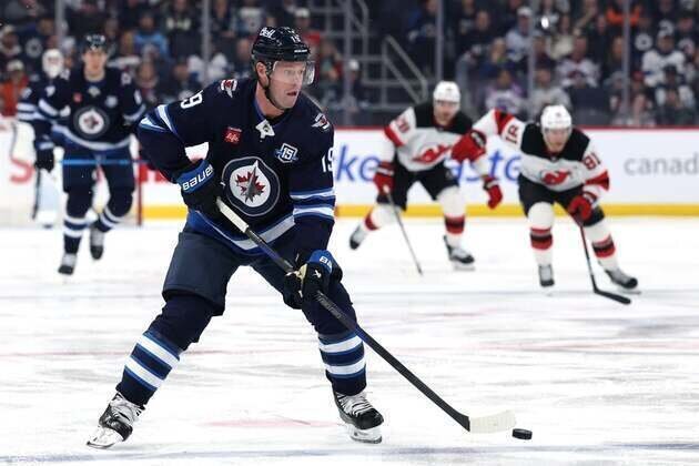 Former 'Hawks captain, current Jet Jonathan Toews returns to Chicago