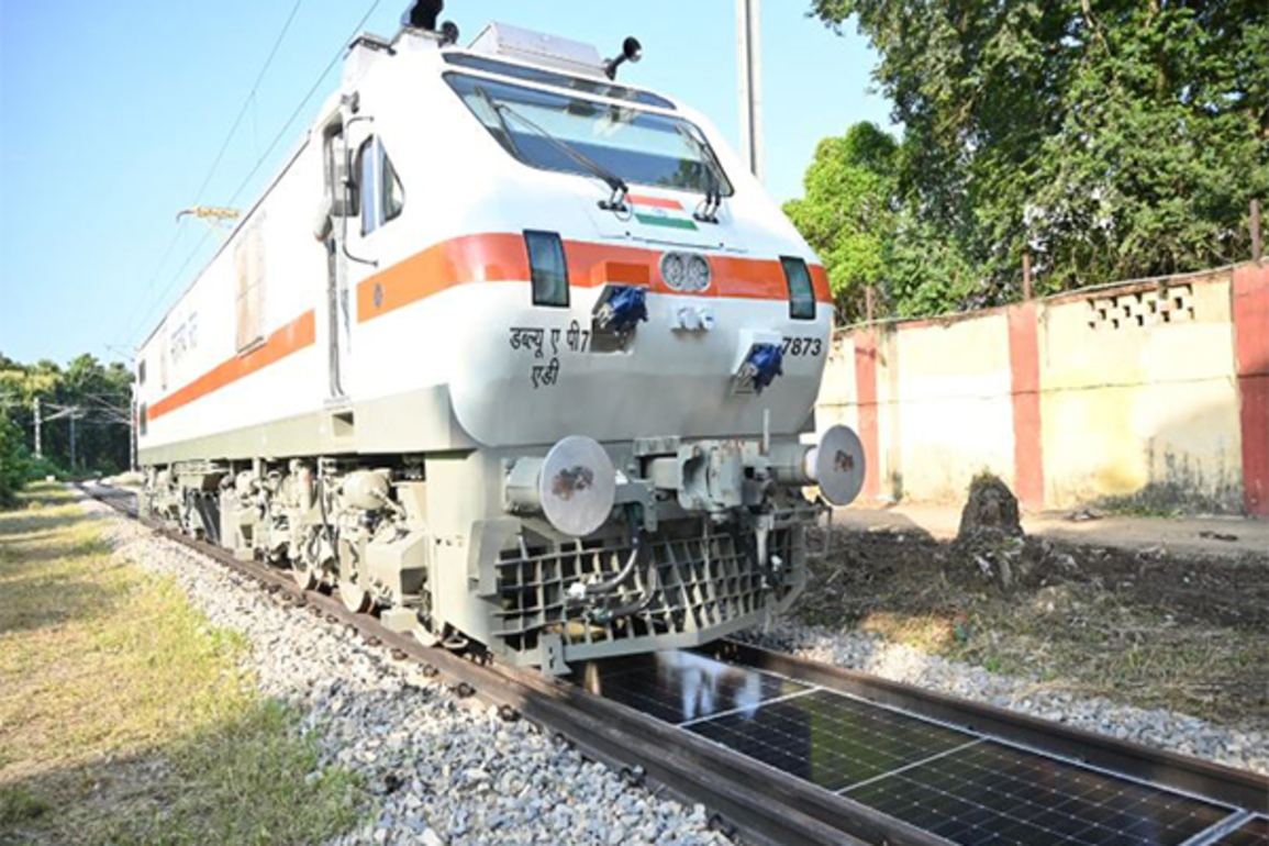 Indian Railways commissions first removable solar panel system between tracks