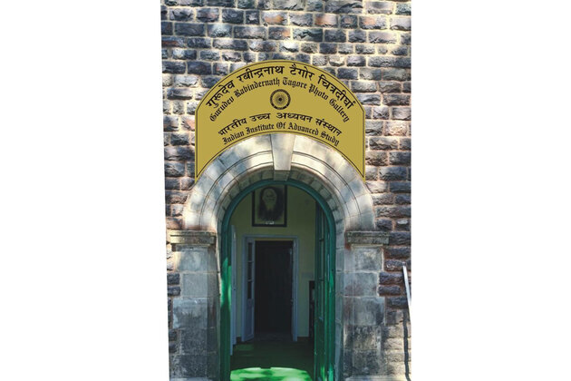 Shimla: IIAS hosts 27th Radhakrishnan memorial lecture; inaugurates Tagore photo gallery