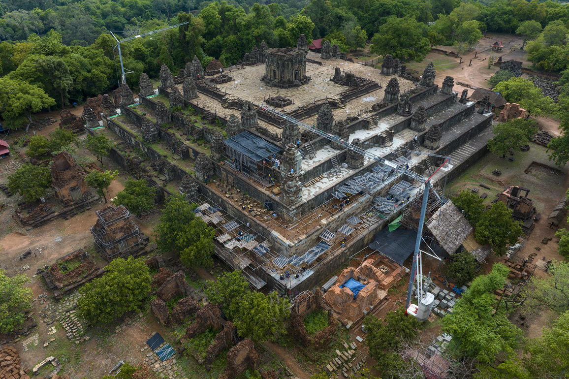 CAMBODIA-SIEM REAP-PHNOM BAKHENG TEMPLE-RESTORATION