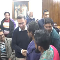 Bangladesh suspends on arrival visa ahead of elections