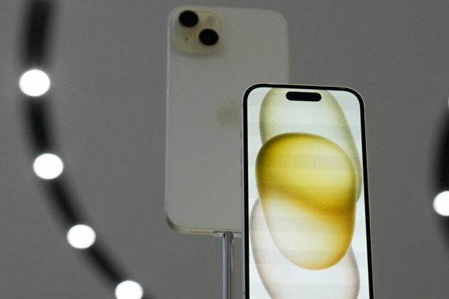 Apple to Fix Software Bug Making iPhone 15 Models Too Hot to Handle
