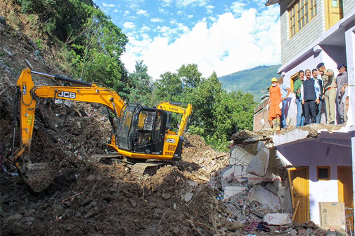 Himachal Pradesh monsoon toll rises to 366; 203 rain-related, 163 in road accidents: SDMA