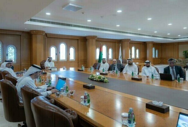 Sultan bin Ahmed reviews hybrid water desalination plant project