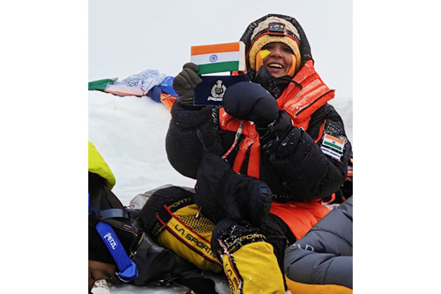 Rajasthan CM Bhajanlal Sharma congratulates CISF officer Geeta Samota for hoisting tricolor on Mount Everest