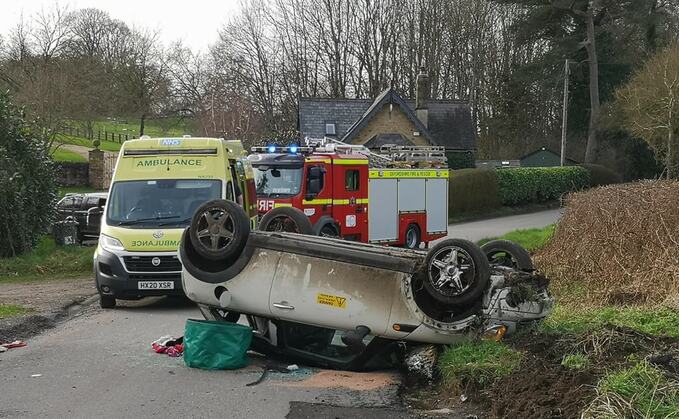 The farmers reportedly heard the crash and came to the scene to help the affected driver (Deddington Fire Station)