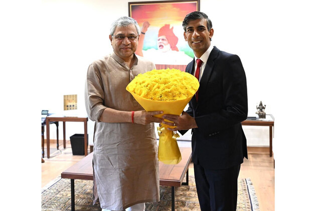 Ashwini Vaishnaw invites former UK PM Rishi Sunak to India's upcoming AI Impact Summit 2026