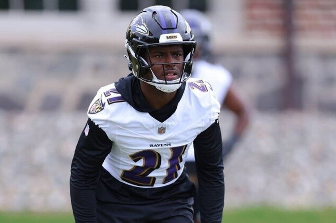 Jaylinn Hawkins Has Another Super Bowl Trip on His Mind