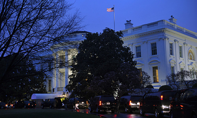 Man who fired shots at White House gets 25 years Man who fired shots at White House gets 25 years