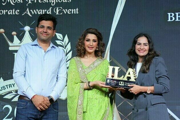 Pomcha Jaipur received the award for the Best Women Ethnic Wear Manufacturer at ILA 2022