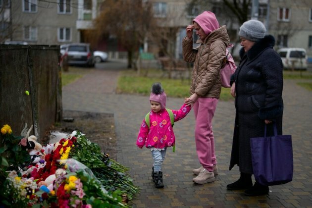 Ukraine Defense Minister: Troops Will Train on German Tanks in Poland
