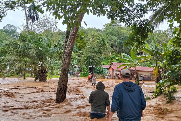 Death toll in SE Asia floods accelerates, Indonesia hit hardest