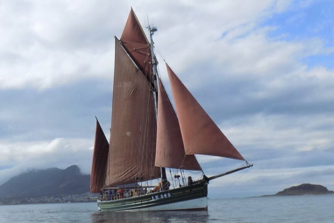 Swans 125th birthday plans revealed - The Shetland Times Ltd