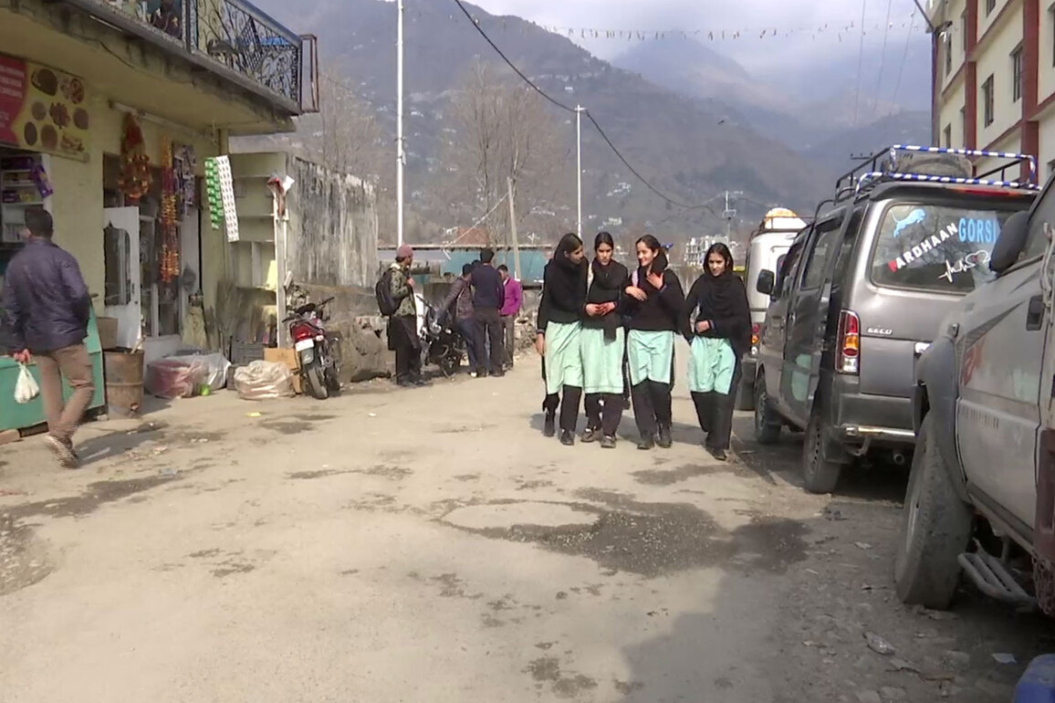 J-K: New school building and road projects bring development to Darhal in Rajouri