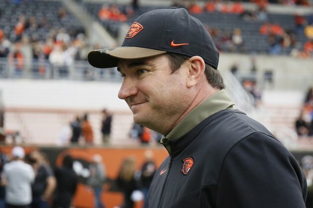 Oregon State's Jonathan Smith lands extension through 2027 season